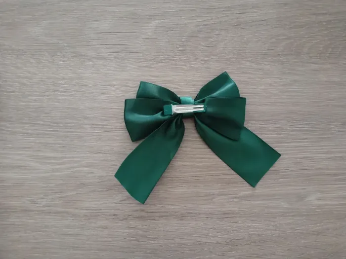 Pince nœud vert foncé neuve - photo numéro 2