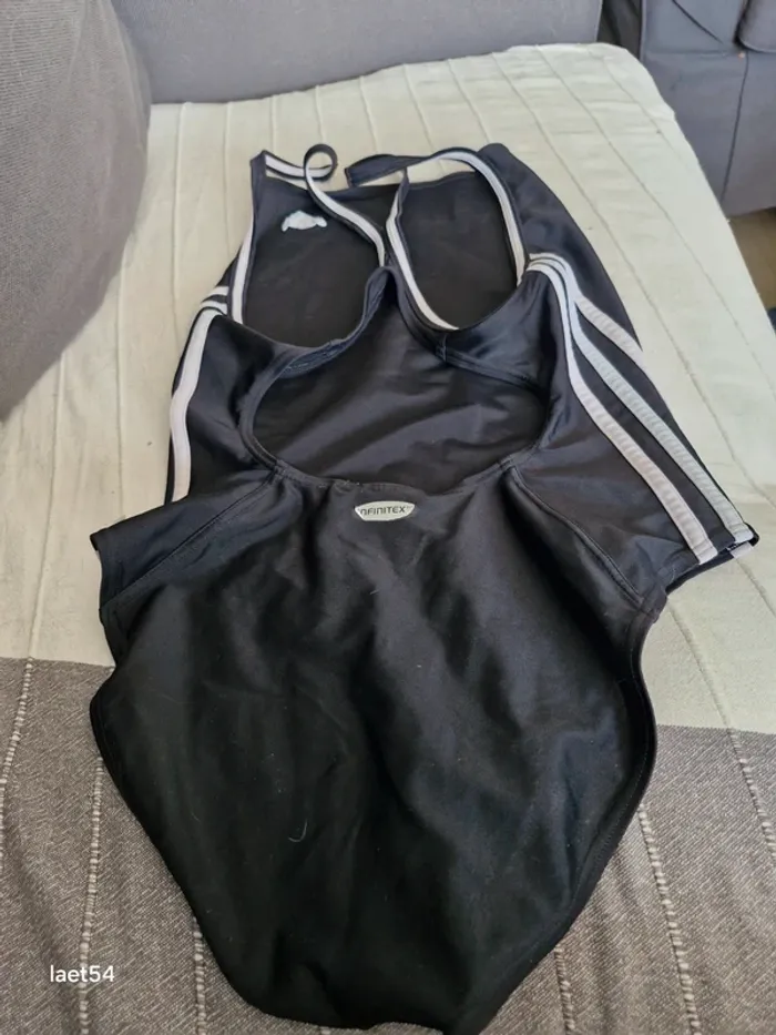 Maillot de bain "Adidas " - photo numéro 2