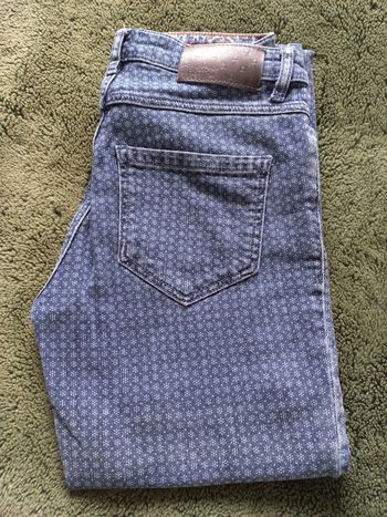 Jeans BIZZBEE,  taille 34, neuf