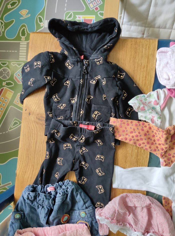 Lot bébé fille 6 mois - photo numéro 5