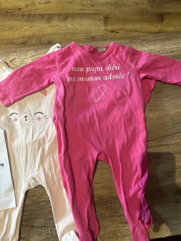 Lot de 3 pyjamas léger 6 mois - photo numéro 3