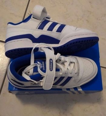 (NEUVESnon portées) 🏷🥰🤩 SUPERBES baskets adidas pointure 38 unisex