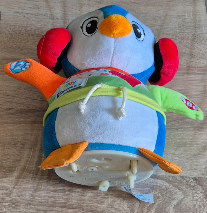 Peluche musical pingouin Clementoni Baby - photo numéro 4