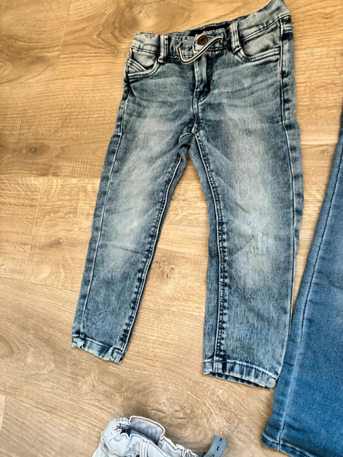 Lot 13 jeans 2/3 ans - photo numéro 9
