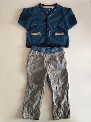 Ensemble bébé gilet et pantalon 12M