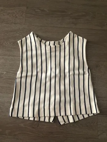 Débardeur zara taille 10 ans excellent état