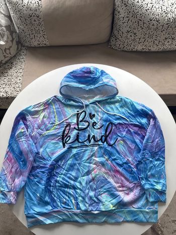 Sweat à capuche coloré Be kind– Taille 4XL