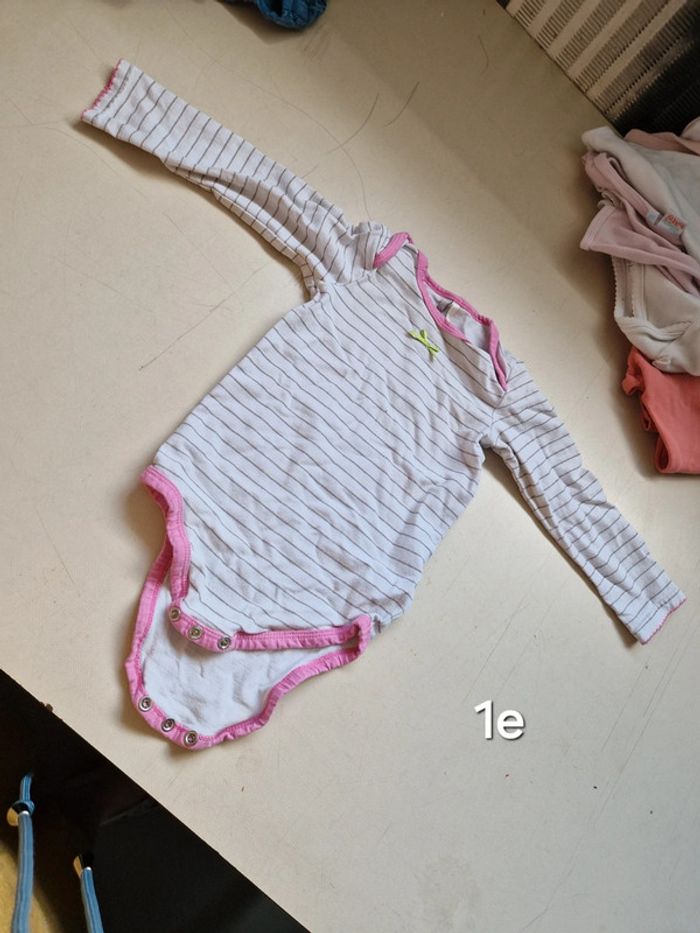 Bodies 18mois