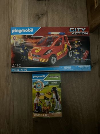 Playmobil 71035 pompiers et 71309 personnages et chats neufs