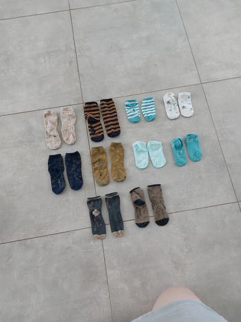 Lot de 10 paires de chaussettes et socquettes