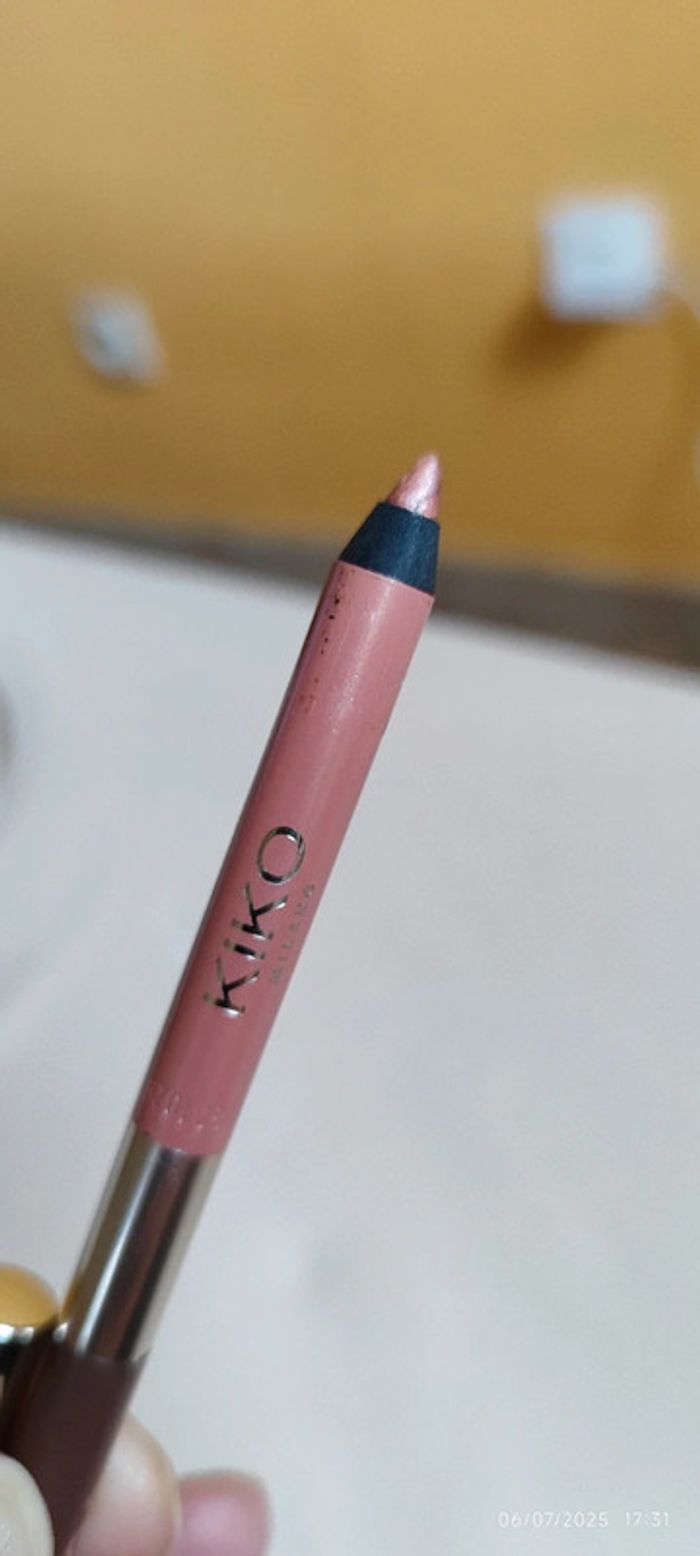 Kiko Holiday Fable Lasting Duo Eye Pencil Teinte 02 - photo numéro 3
