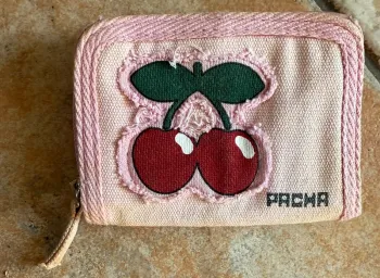 Porte monnaie rose avec cerises motifs pacha