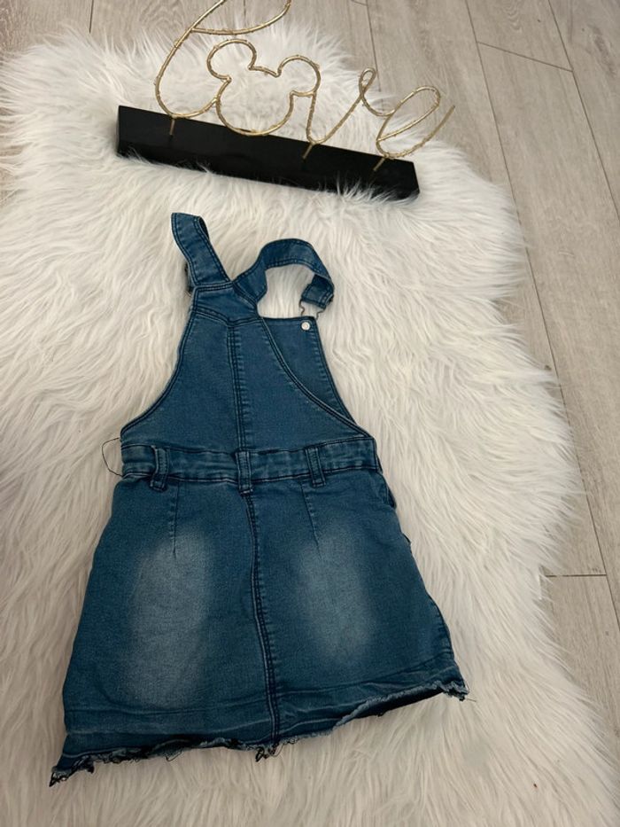 Très belle robe en jeans 🥰 minnie Disney orchestra taille 3 ans - photo numéro 3