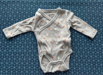 Lot de 6 bodies ML naissance