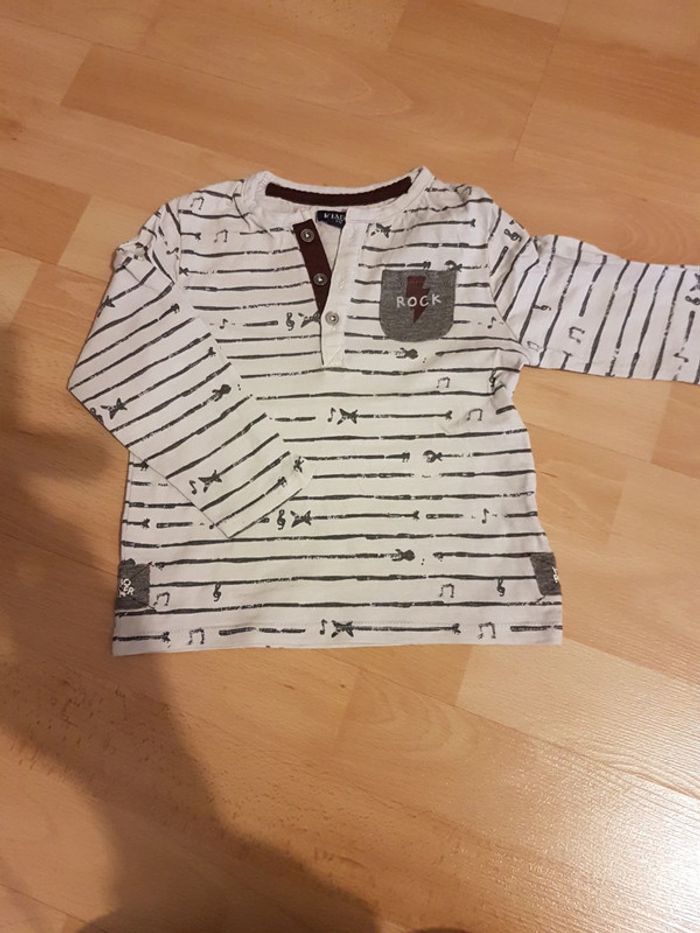 Lot de t shirts 24 mois - photo numéro 2