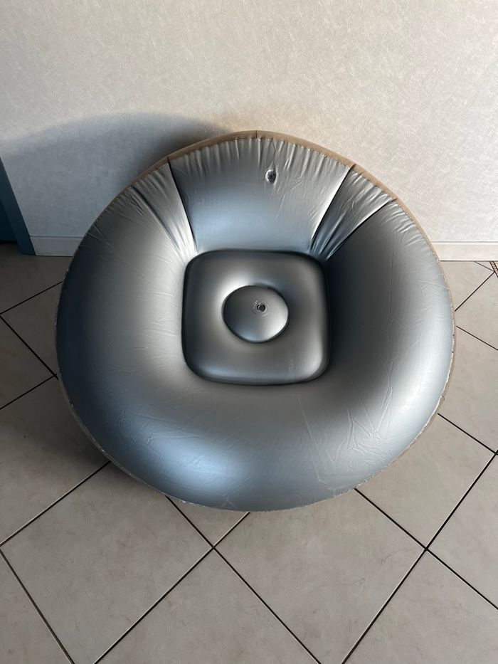 Joli pouf, gonflable taupe - photo numéro 10