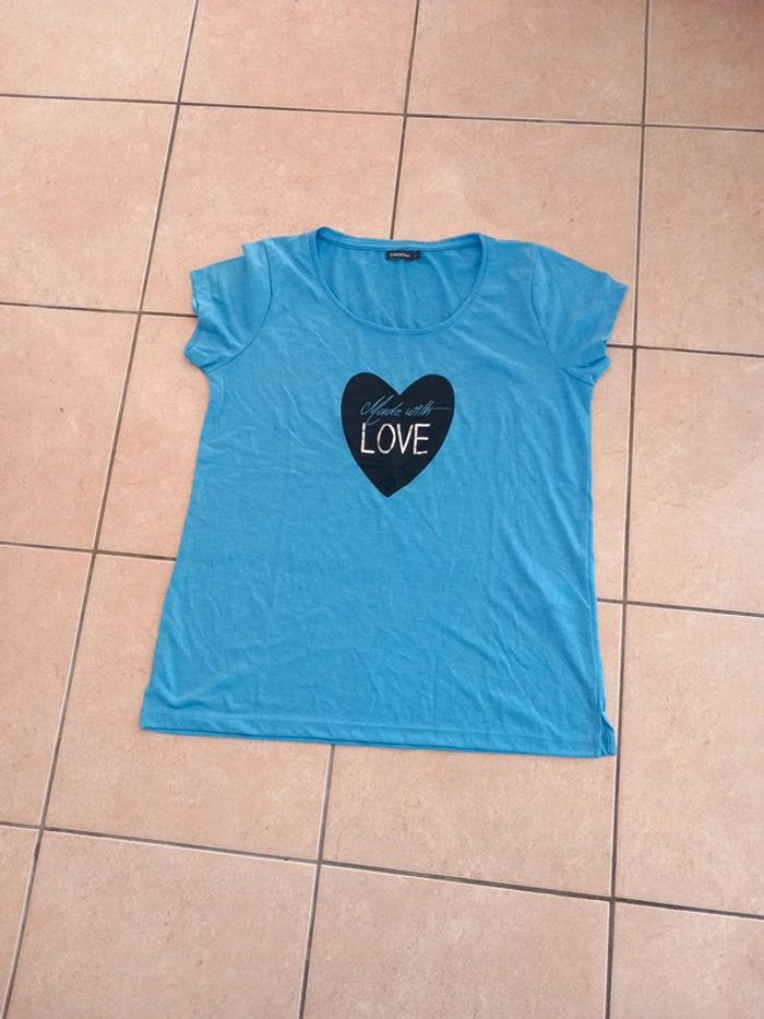 Tee-shirt neuf taille L In extenso