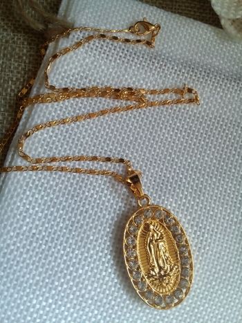 Collier sainte Vierge