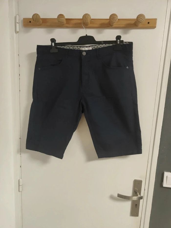 Short bleu marine