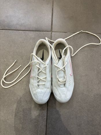 Baskets nike fille blanche