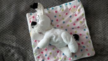 TBE, doudou peluche  Idéfix avec couverture