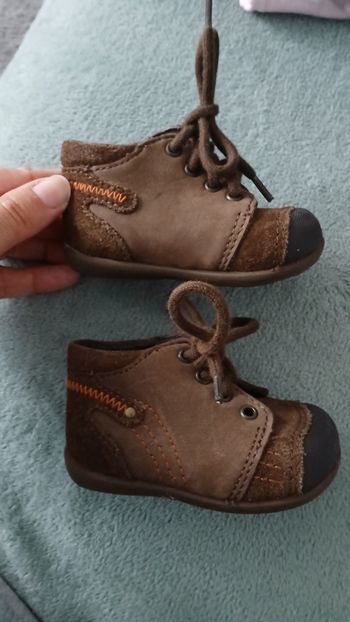 Chaussure taille 18 neuve 