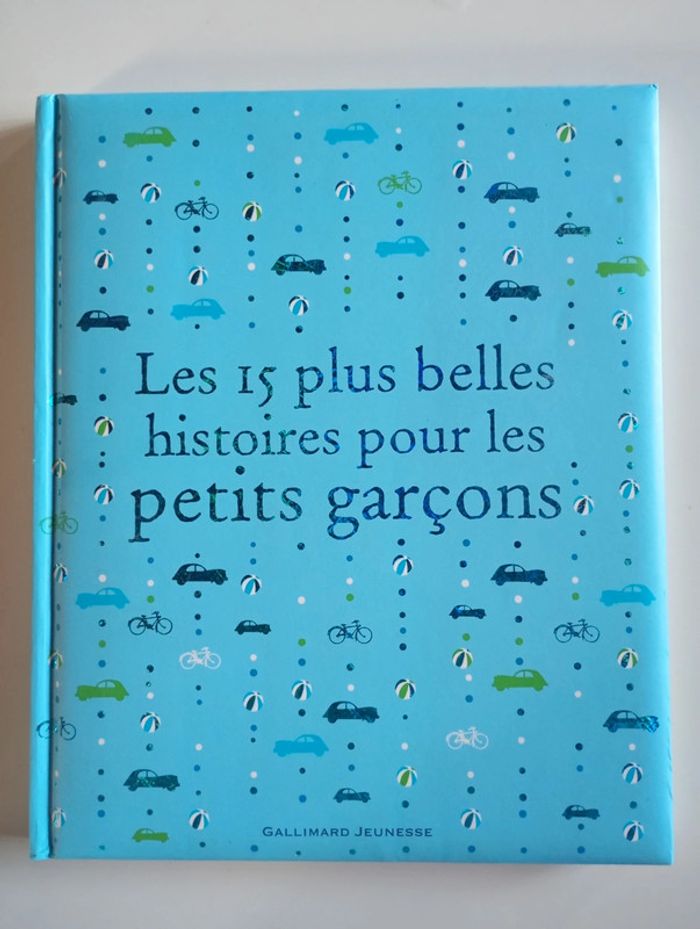 Les 15  plus belles histoires pour les petits garçons