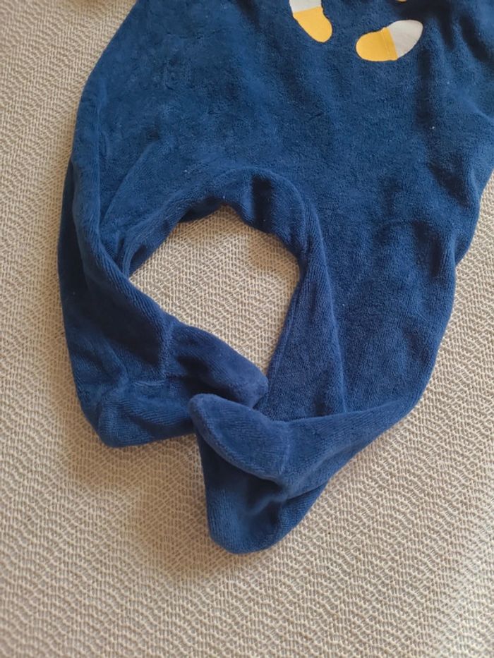 Lot pyjamas 6 mois - photo numéro 3