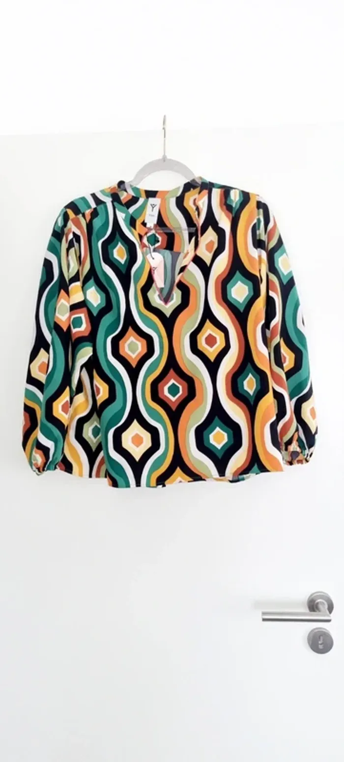 Blouse imprimée graphique neuve avec étiquette 38 vert Ysha - photo numéro 2