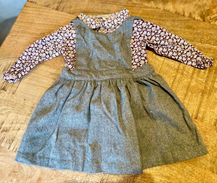 Ensemble Natalys 12 mois – robe en laine + chemisier – très bon état