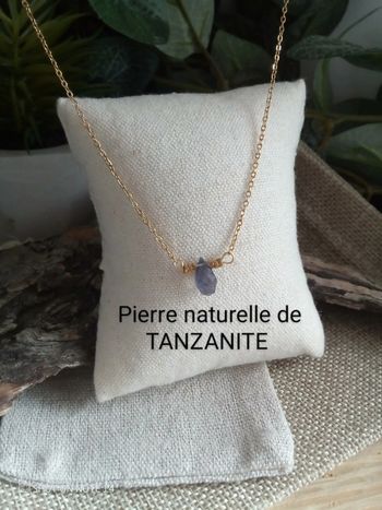 Collier pendentif pierre de tanzanite