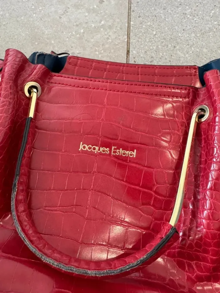 Sac à main rouge Jacques Esterel avec un petit porte monnaie, bon état - photo numéro 2
