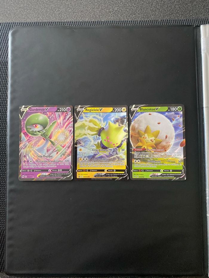 Lots de cartes Pokémon V