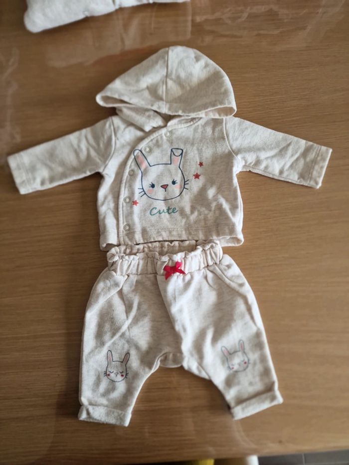 Ensemble pantalon et gilet sweat 50 cm 1 mois
