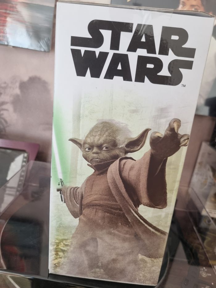 Figurine Maître Yoda interactive - photo numéro 6