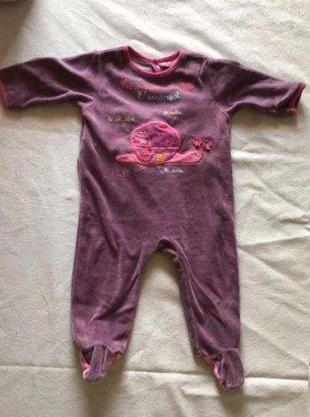 Pyjama  en velours DPAM  taille  6  mois