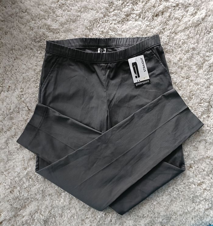 Pentalon goldenpoint en 36 - photo numéro 3