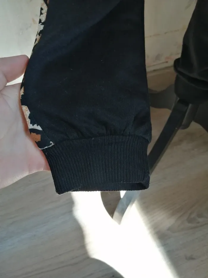 Pantalon noir coupe sarouel à motifs léopard noir marron et beige / noemie & co / (S-M) - photo numéro 4