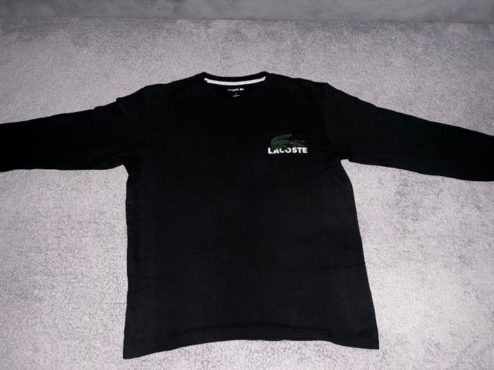 Pull Lacoste noir – intemporel & élégant - photo numéro 3