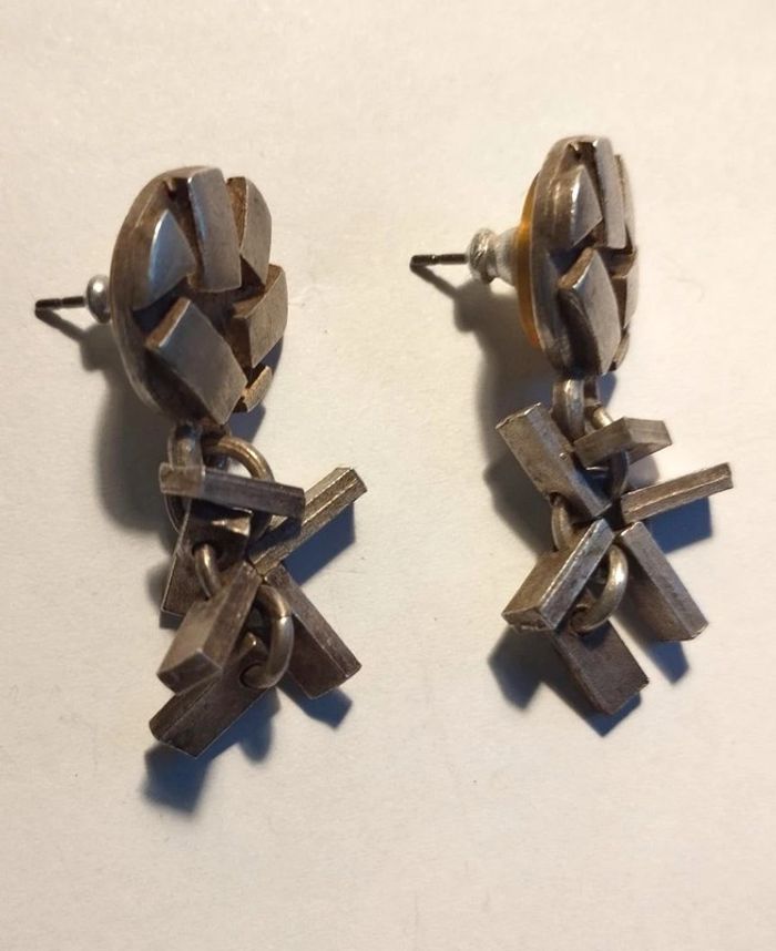 Boucles d'oreilles Biche de Bere argentées - photo numéro 3
