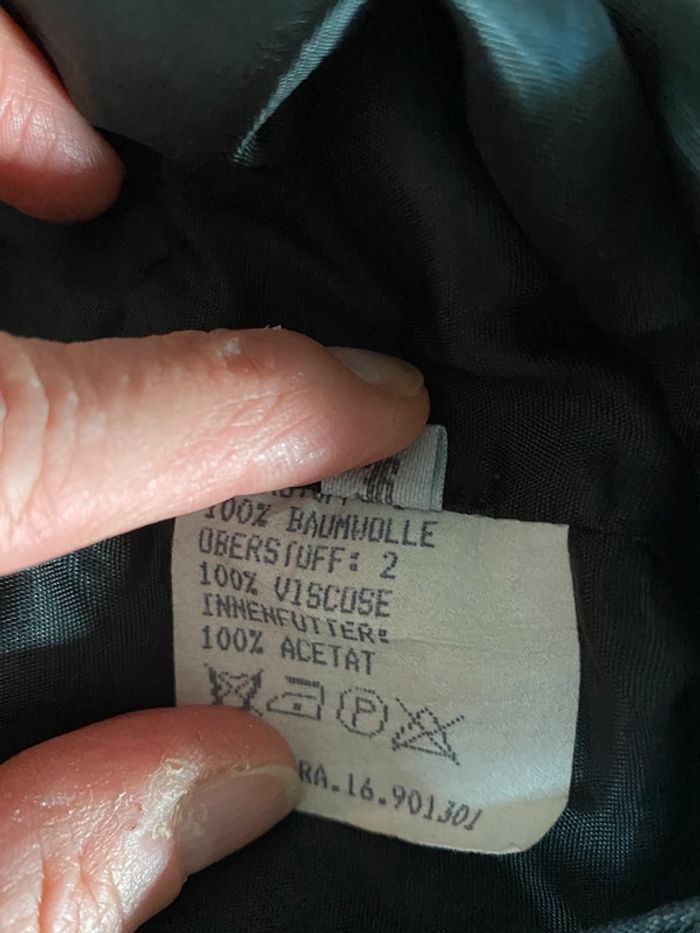 Gilet de tailleur en velours noir avec fleurs grise taille 36 - photo numéro 13