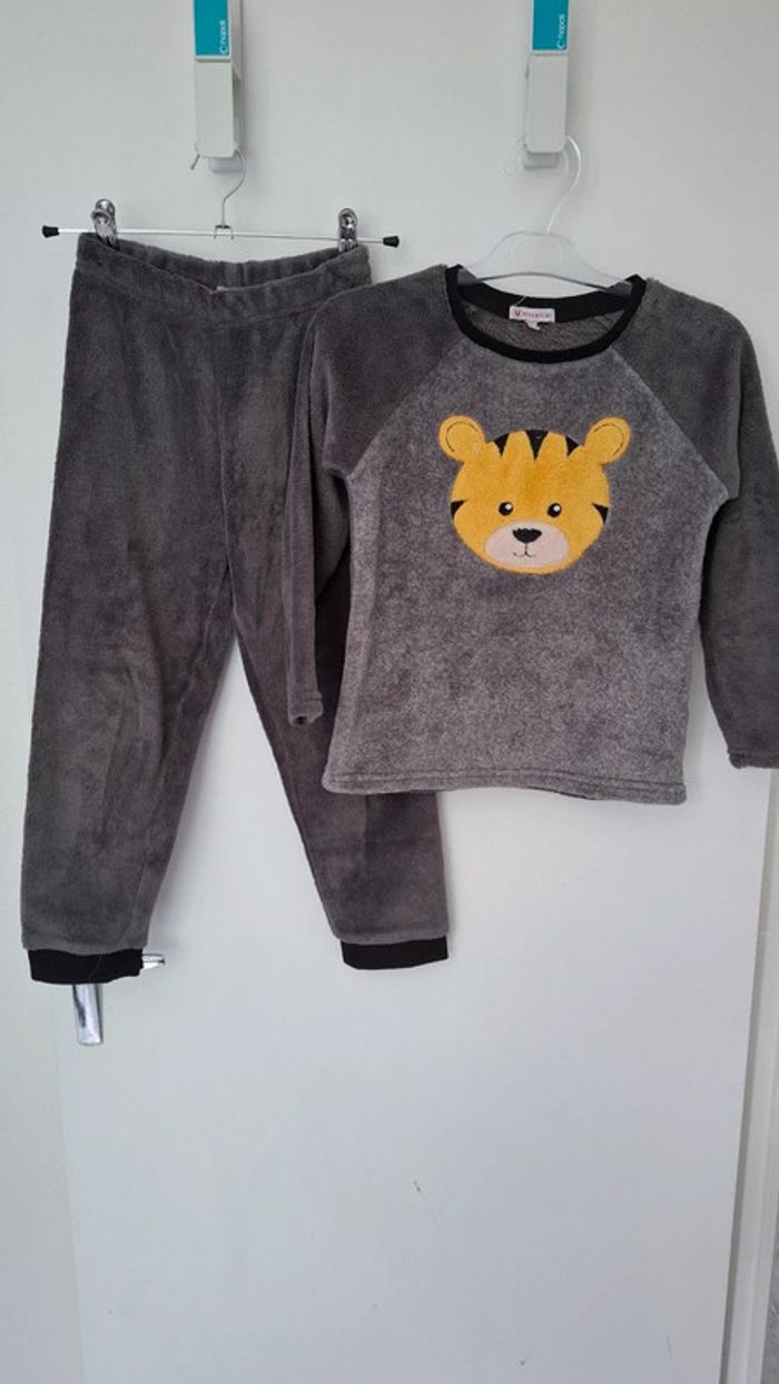 Pyjamas tigre 6 ans