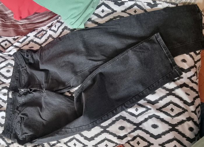 Jean noir 52 droit neuf kiabi