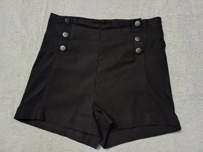 Short Mim taille 34 XS noir (réf perso G-O26)(familleac72)
