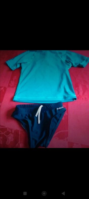 Combinaison anti UV et slip de bain 3 ans