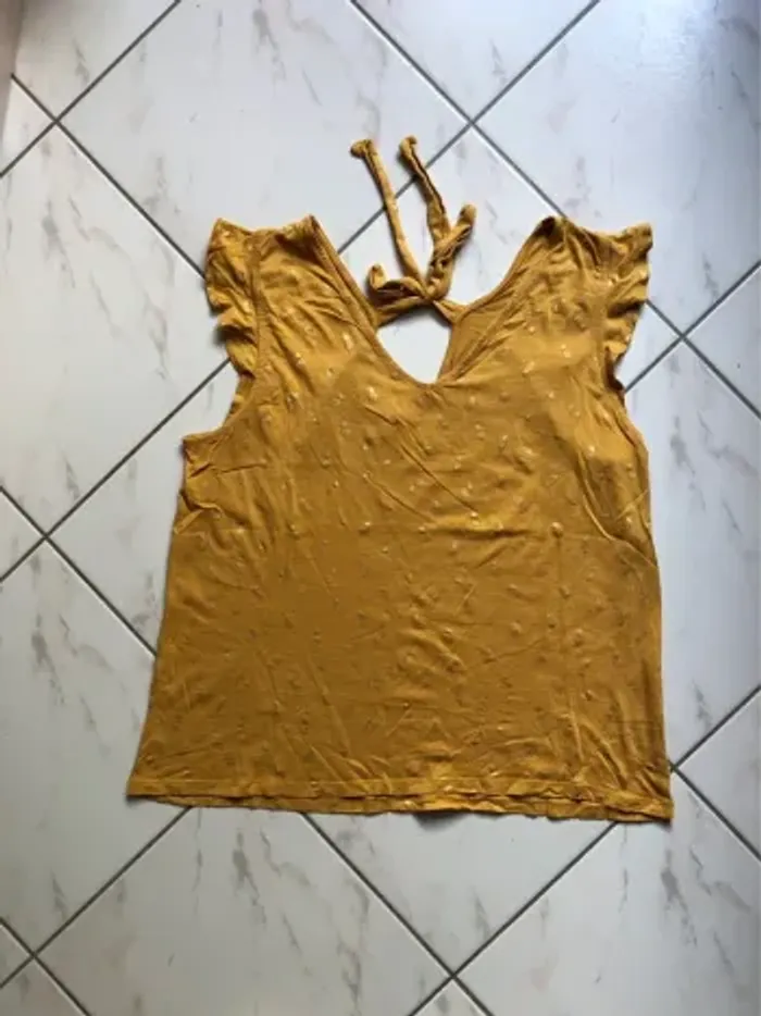Tee shirt