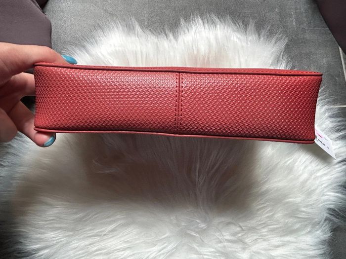 Sac Lacoste neuf avec étiquettes - photo numéro 4