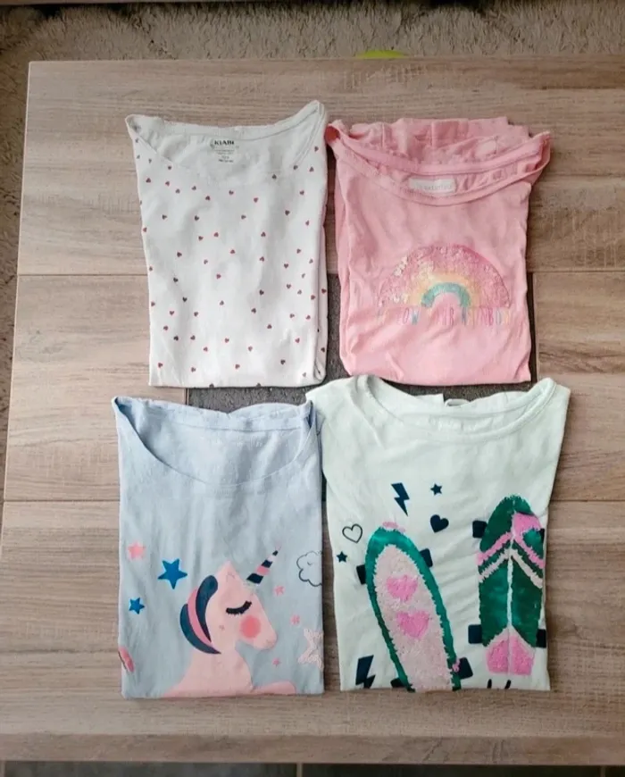 Lot 4 t-shirts manches courtes
