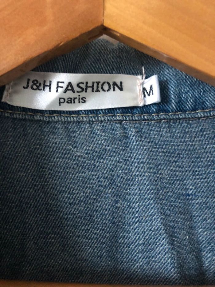 Veste en jean style usée - photo numéro 3