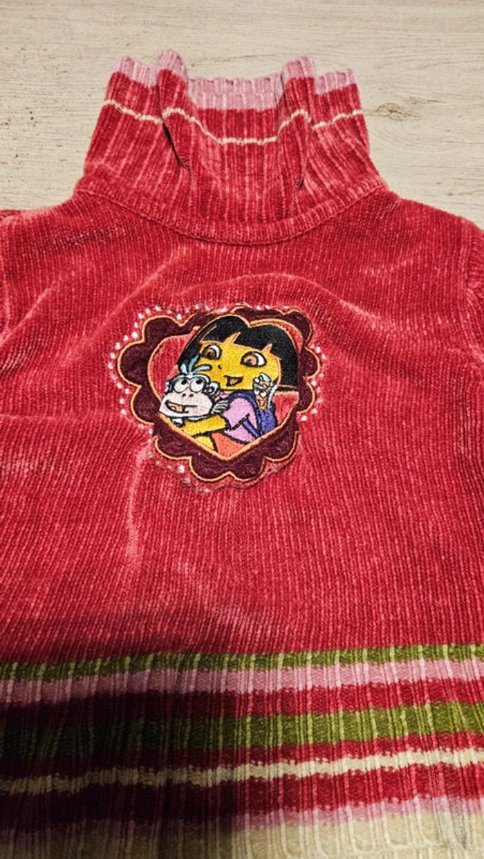 Pull à col roulé bordeau/vieux rose, Dora l Exploratrice, 6 ans, peu mis - photo numéro 6
